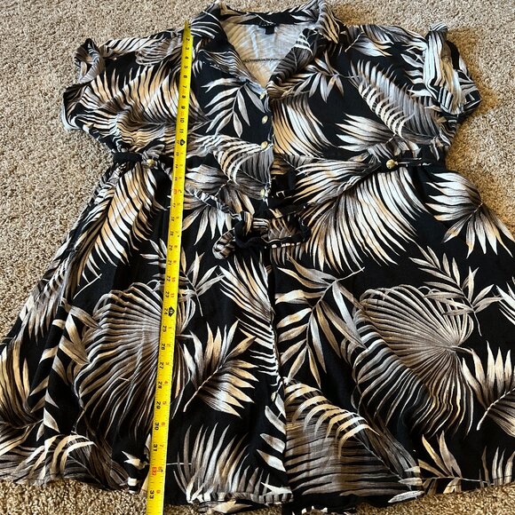 Torrid Rayon Slub Button Front Collared Short Sleeve Belted Tropical Dress Sz 1 - Picture 9 of 10